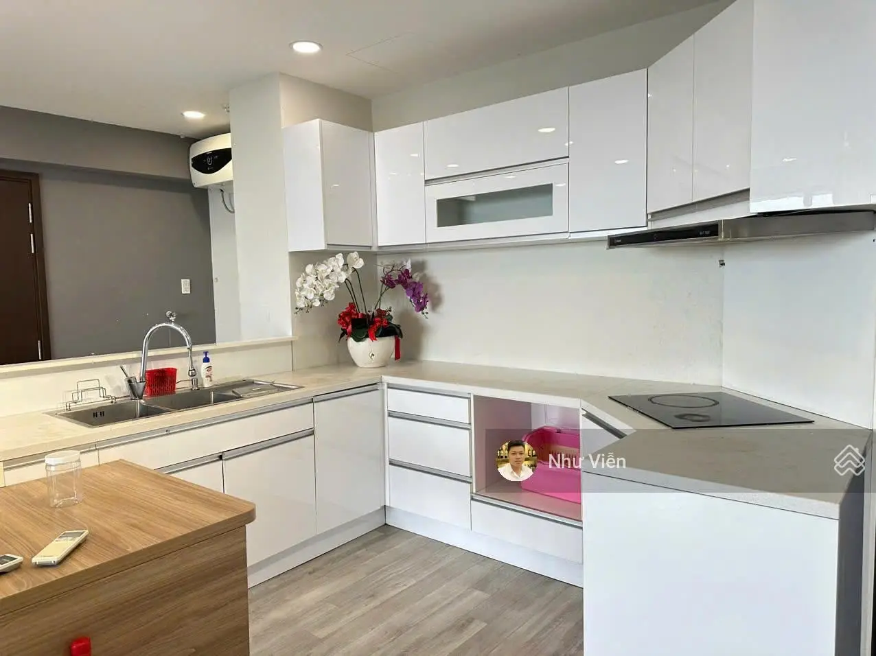 Bán căn hộ Orchard Park View, 3PN, 2WC, 109m2, căn góc, giá: 8.8 tỷ, liên hệ: 0908435880