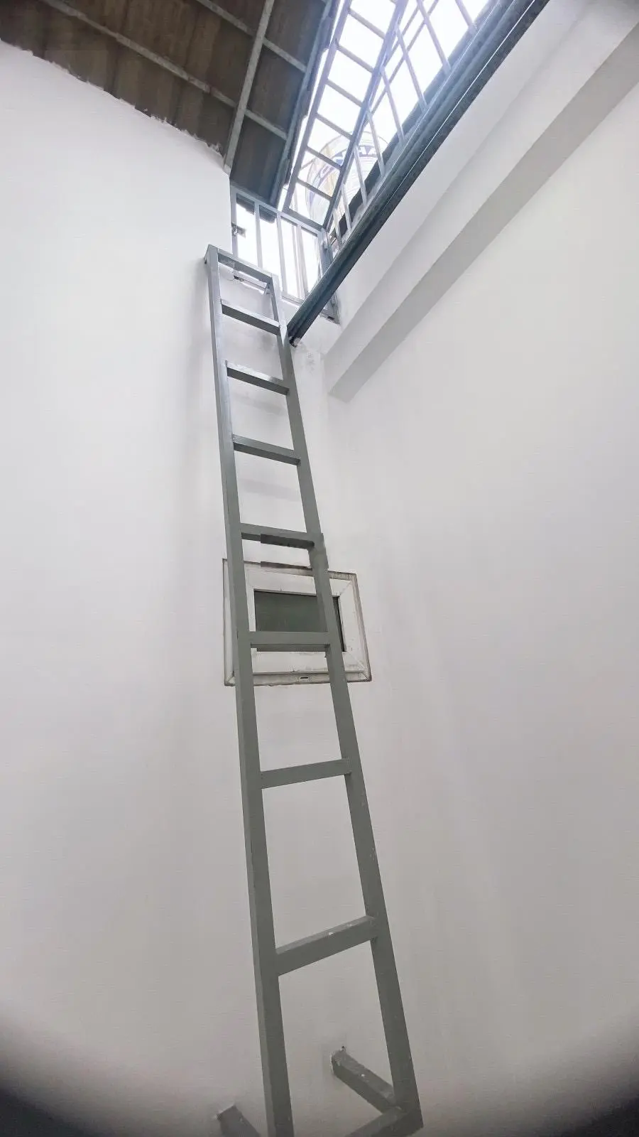 Bán nhà Thạnh Xuân Quận 12 Căn Góc 2 Mặt Ô tô Khu Nhà Ở Vạn Xuân