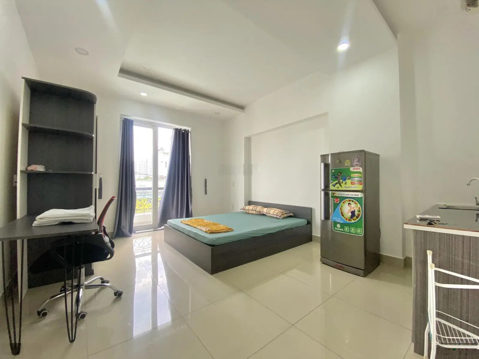 Bán nhà 2 lầu MT Lê Hữu Kiều Quận 2. DTSD 115m2 SHR. Giá chỉ 13 tỷ. LH 0777066878