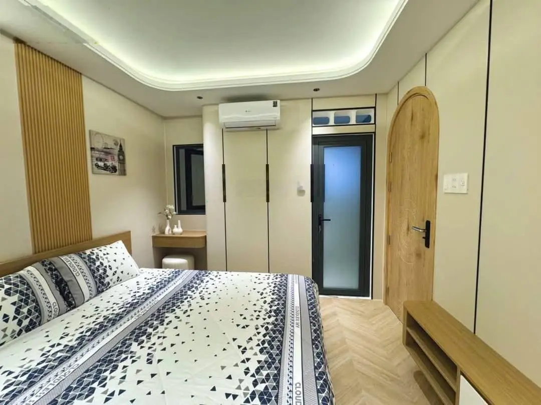 Chính chủ định cư nước ngoài cần bán gấp nhà Cô Bắc P. Cô Giang Q1 giá 4tỷ160 DT 82,8m2 còn HĐ thuê