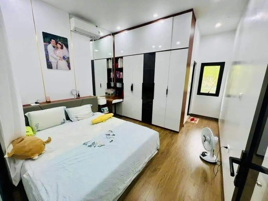 Bán Gấp nhà lưu Hữu phước 66m2 x 4 tầng mặt tiền 4,2m nhà dân xây xung quanh ngập tràn tiện ích