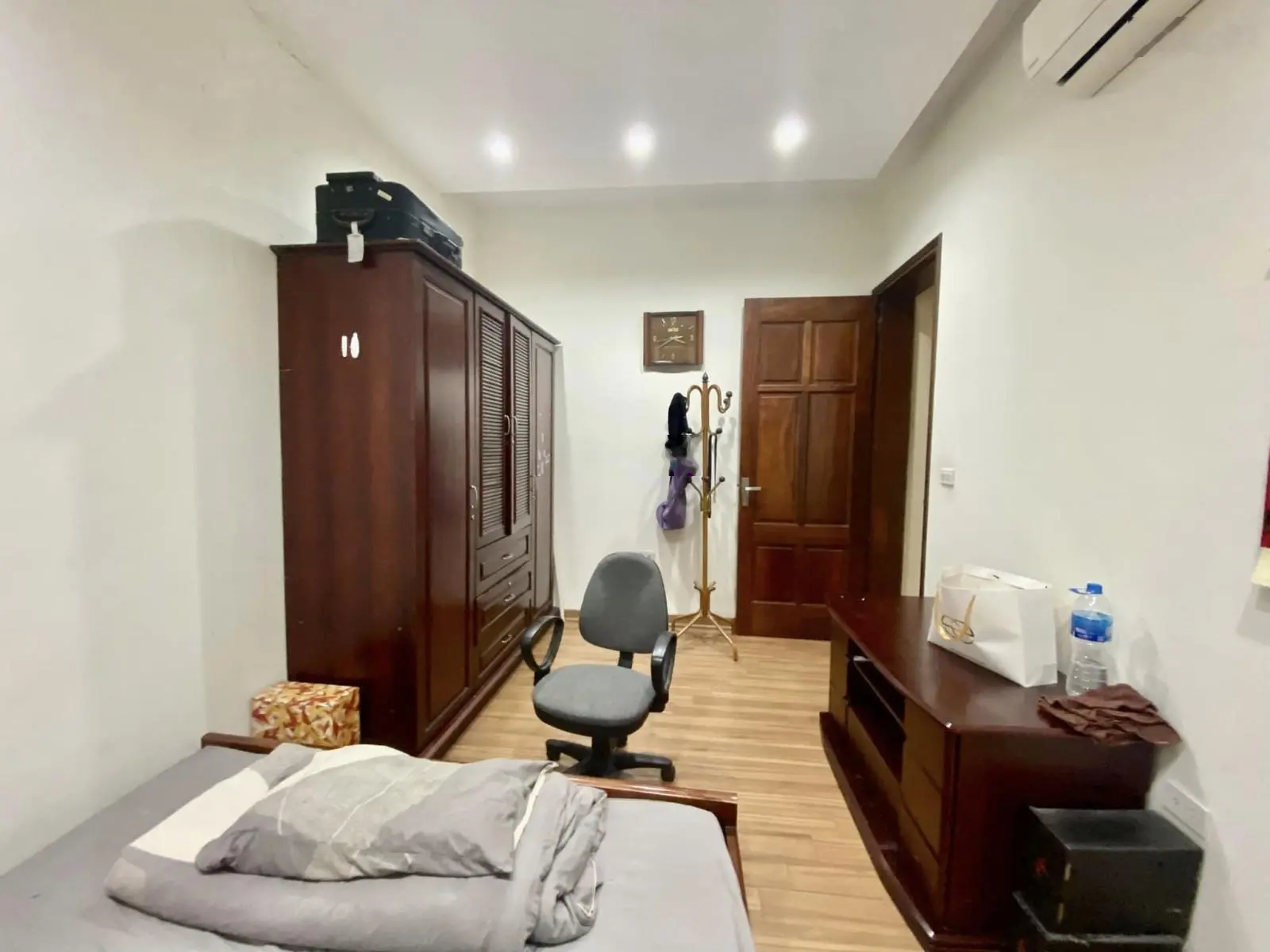 Bán nhà Nguyễn Văn Huyên , Nguyễn Khánh Toàn , Cầu Giấy 45m2 Nhỉnh 7 tỷ 5 - 7 ngủ, oto ba bước