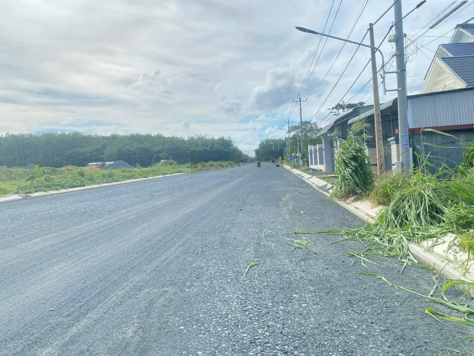 Bán 10x44= 440m2 nằm giữa KCN Minh Tâm, chợ dân đông tiện xây trọ
