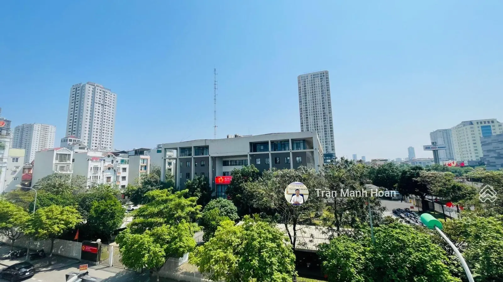 Tôi chính chủ bán nhà cạnh tòa CC Văn Phú Victoria Phú La, Hà Đông, 36m2 ôtô đỗ gần. 3pn. Giá 5tỷ5