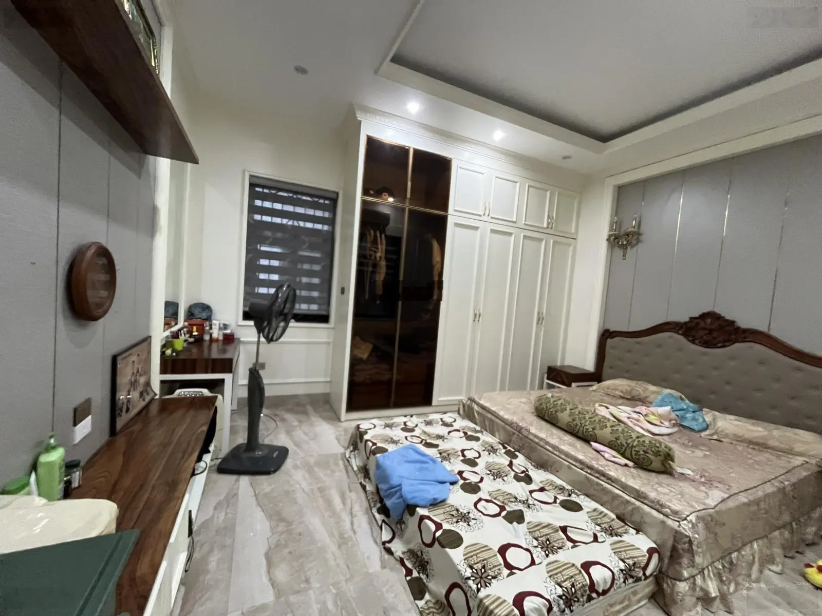 Duy nhất ăn góc Hoàng Huy Mall, Đông Nam, nội thất đẹp, có thang máy, cần bán gấp, Lh 0389 451 ***