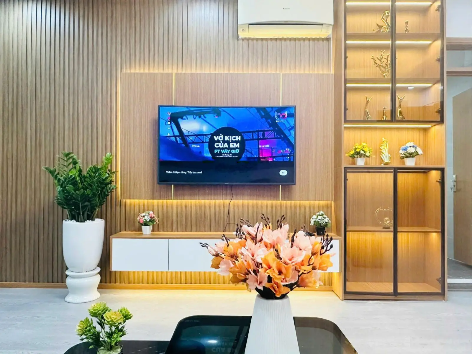 Siêu phẩm duy nhất tại ngã tư Lê Văn Lương, bán gấp CH tòa 18T1, 107m2 3PN 2WC giá 7,3 tỷ full NT