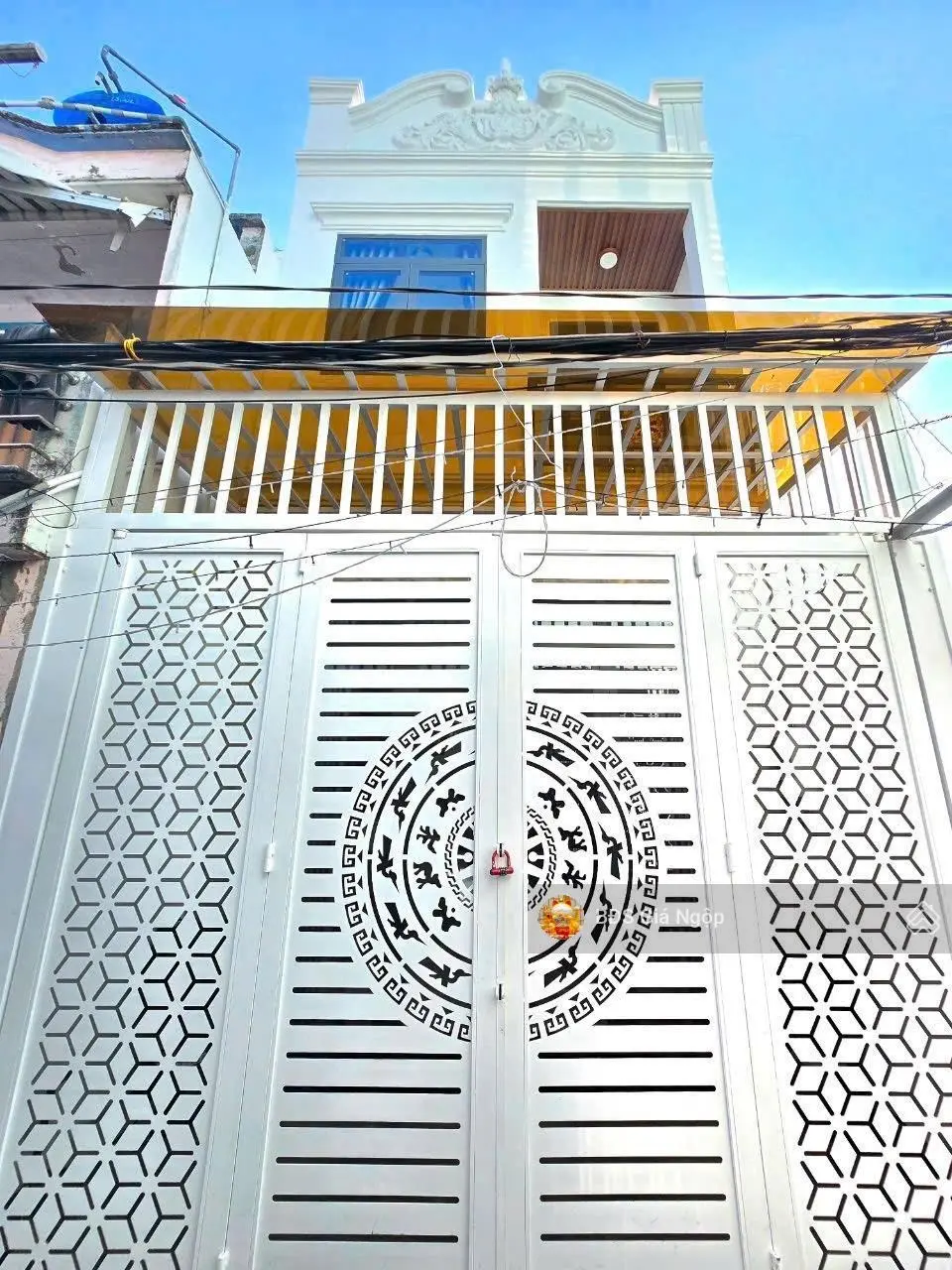 Nhà mới đẹp, ở ngay, hẻm xe tải, 1 trệt 2 lầu.Tăng Nhơn Phú B, Thủ Đức- ĐANG CHO THUÊ 6Tr/th
