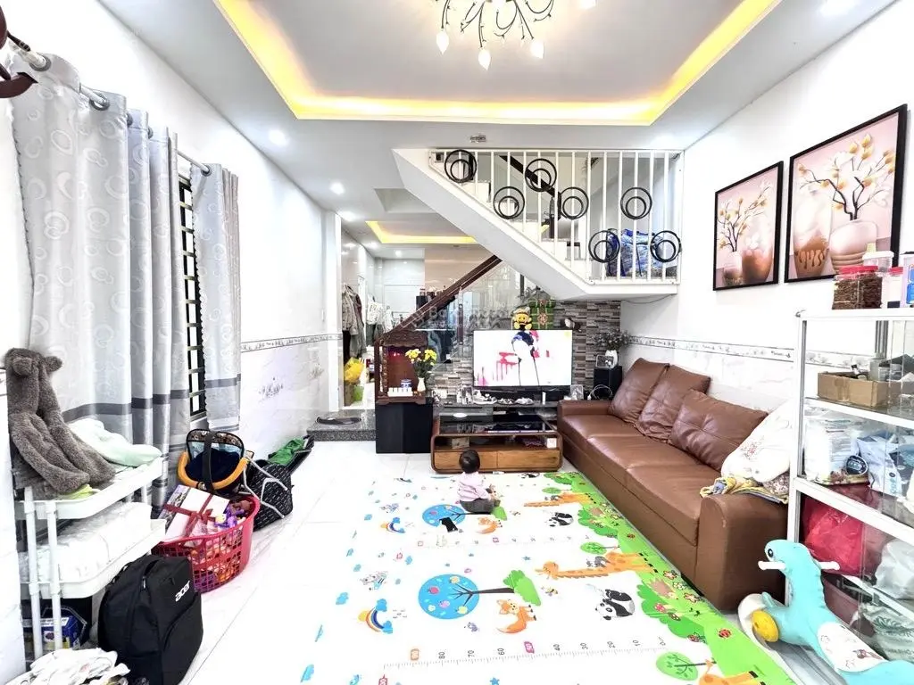 SẬP HẦMCăn Góc 3 Tầng Trần Cao Vân Siêu Víp- Kiệt Rộng, Nhà Đẹp Vuông Vắn chỉ Hơn 2 Tỷ