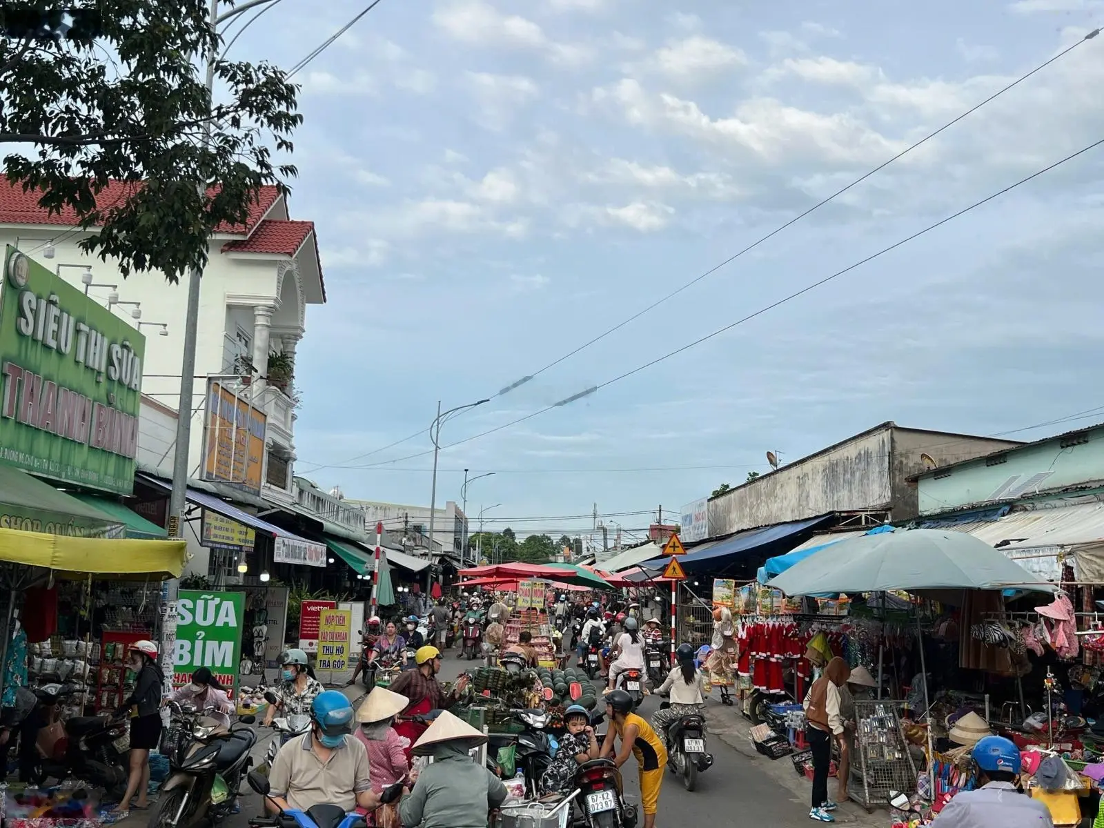 Bán gấp căn nhà Thuận Giao 25 Bình Dương