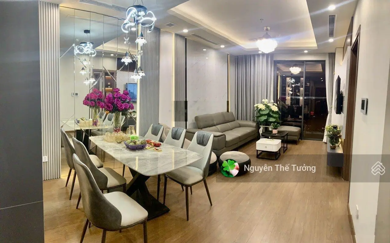 Chính chủ gửi bán căn 3PN 2VS, DT 90m2, chung cư Viva Riverside giá 3,7 tỷ. LH: 0949 229 ***