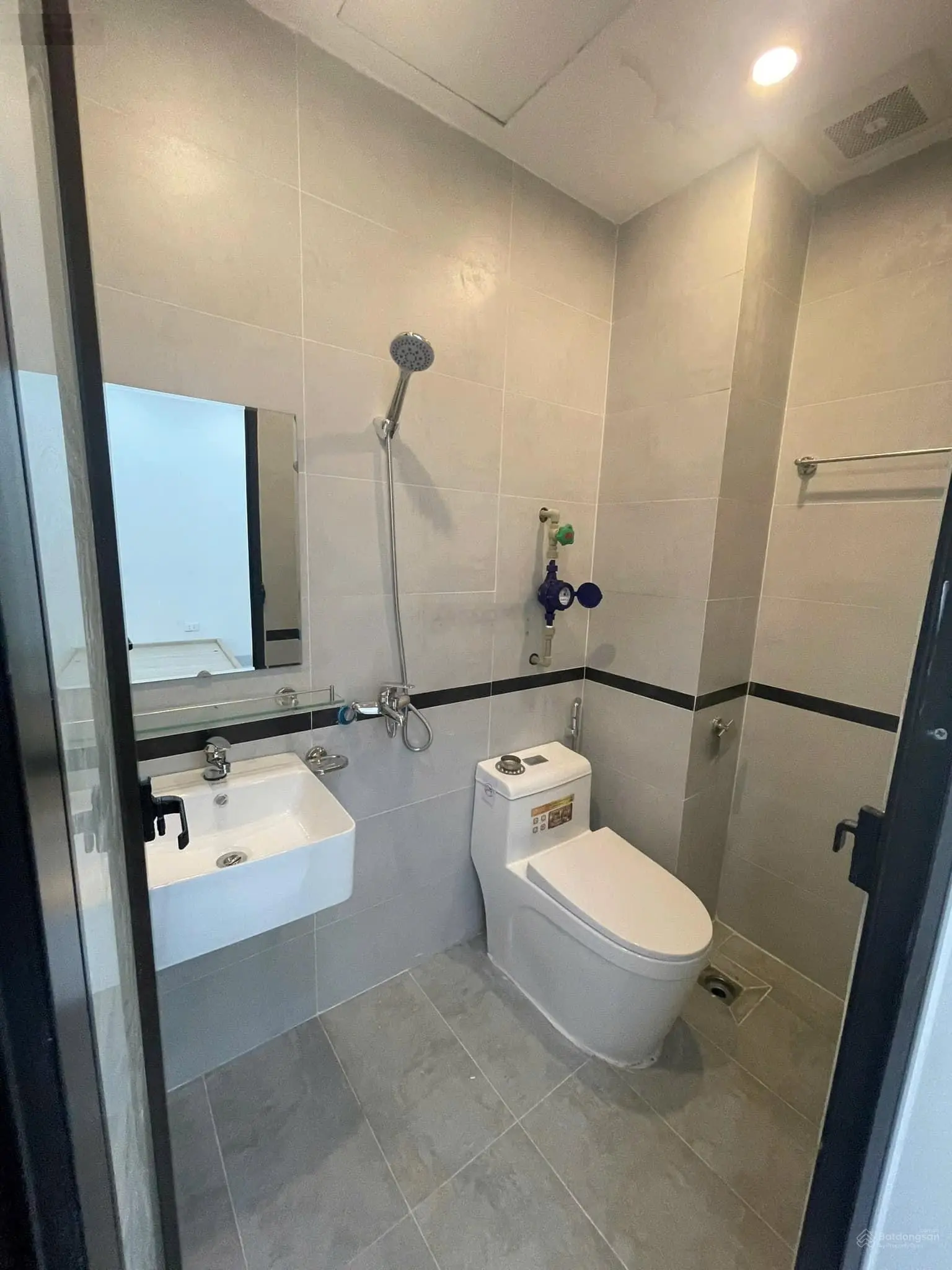 Thu nhập 40 triệu/tháng! CHDV Bình Lợi P. 13 Q. Bình Thạnh 4 tầng 5x18m chỉ 12.x tỷ TL