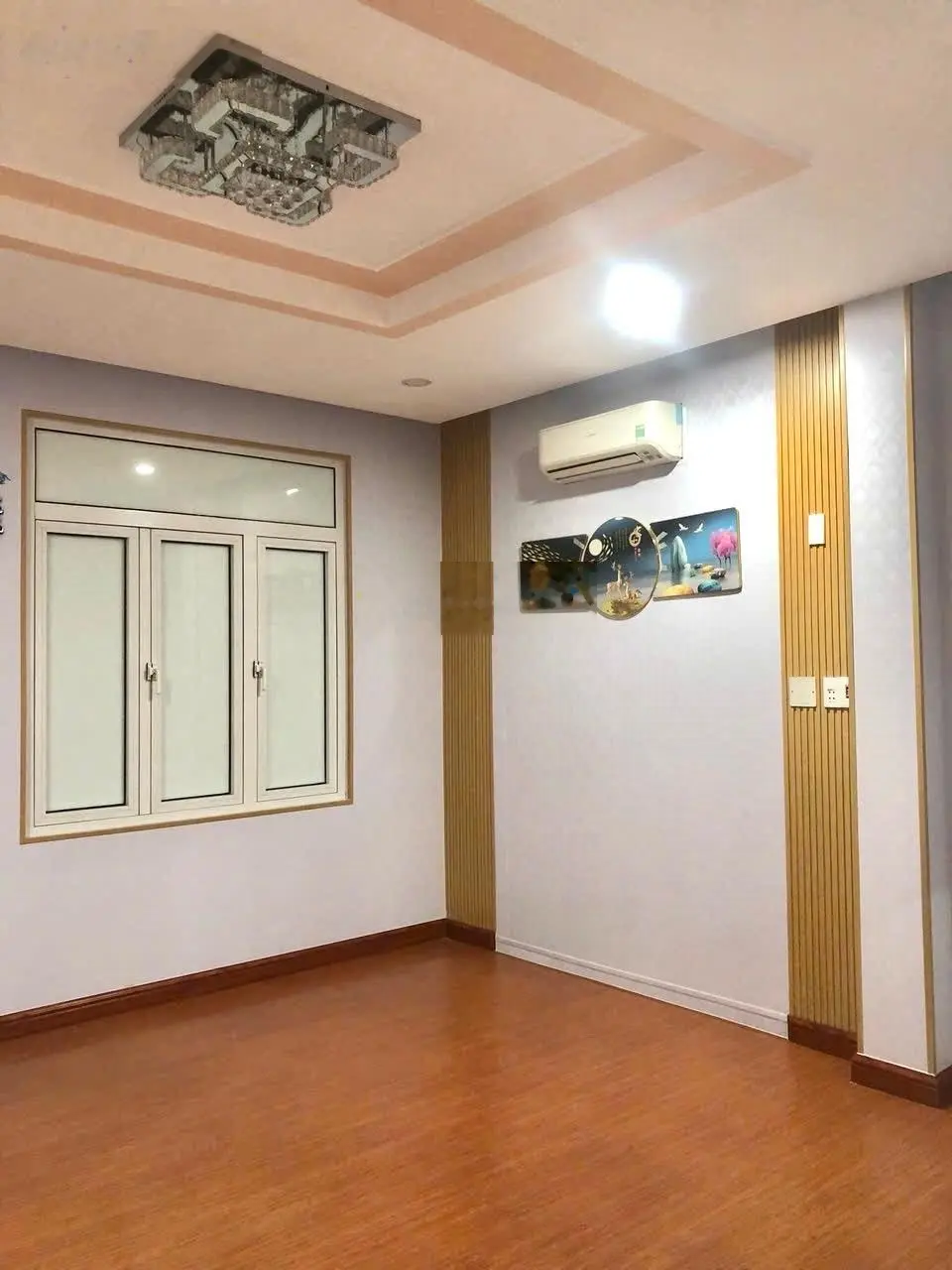 Bán nhà tiền Bế Văn Đàn 98m2 - 3 tầng - nhà mới kiên cố - kinh doanh tốt - 7.95 tỷ