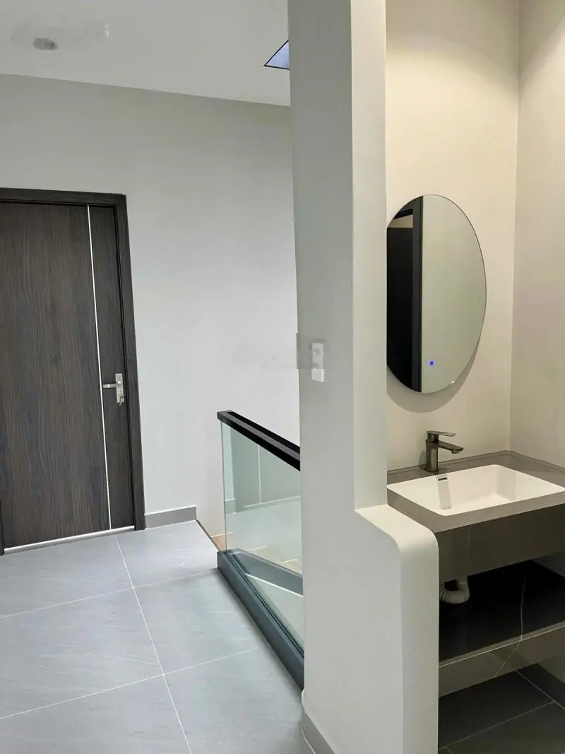 Cần bán nhà mặt tiền Bùi Viện Quận 1, P. Phạm Ngũ Lão DT 6x17m 100m2 ngộp bank 12 tỷ