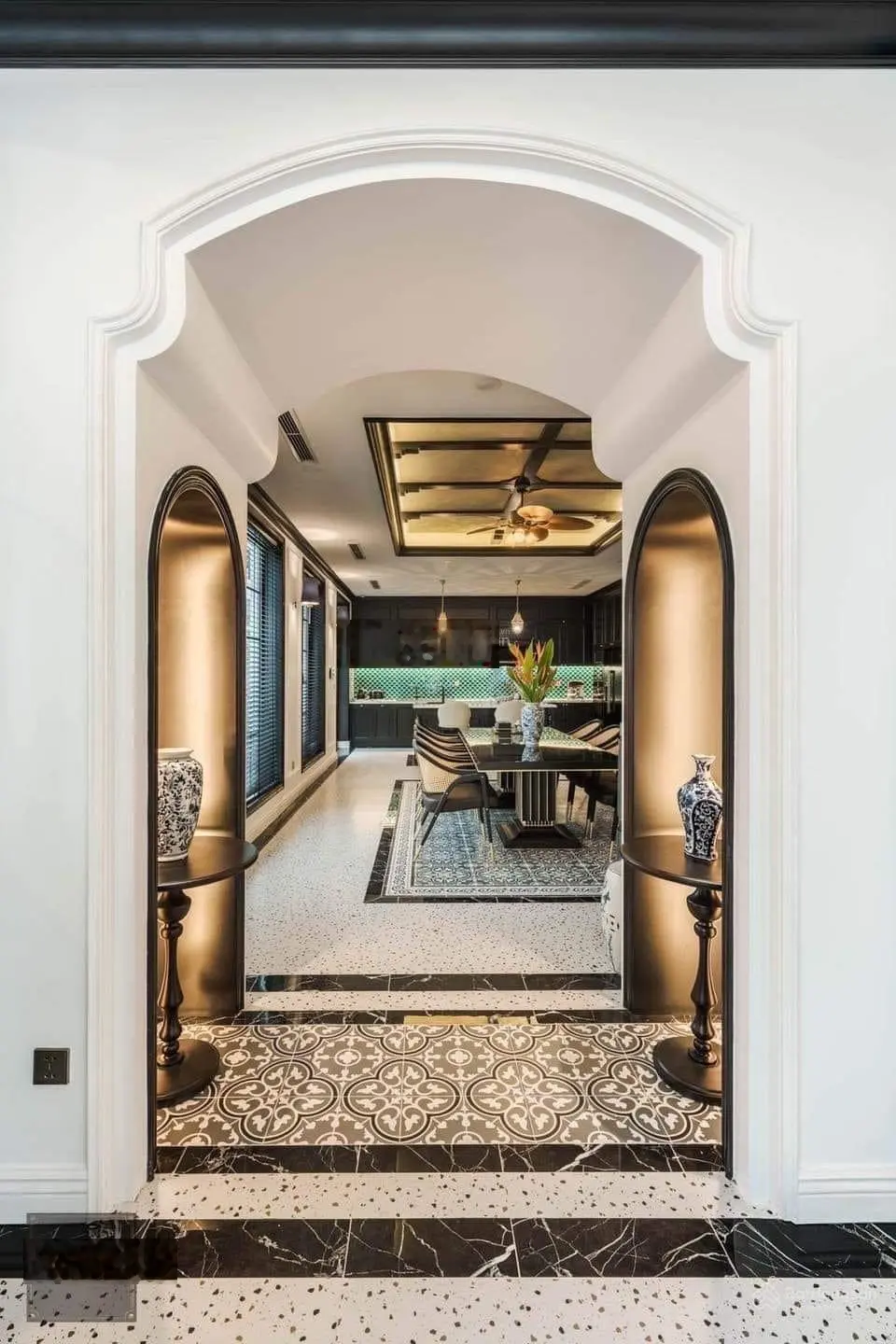 Bán lô góc Hoa Phượng 03 - 01, khu vip 328.1m2, hoàn thiện full nội thất sông rộng giá 90 tỷ