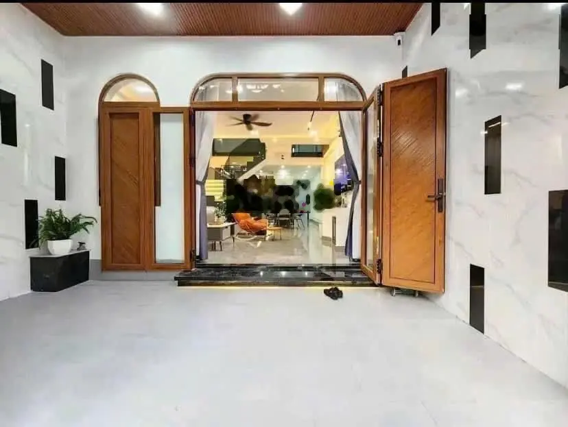 Chính chủ cần thanh lý nhanh nhà giá mềm Thân Nhân Trung-Tân Bình. GIÁ 2TỶ8. DT 41,15m2. Hẻm 6m.