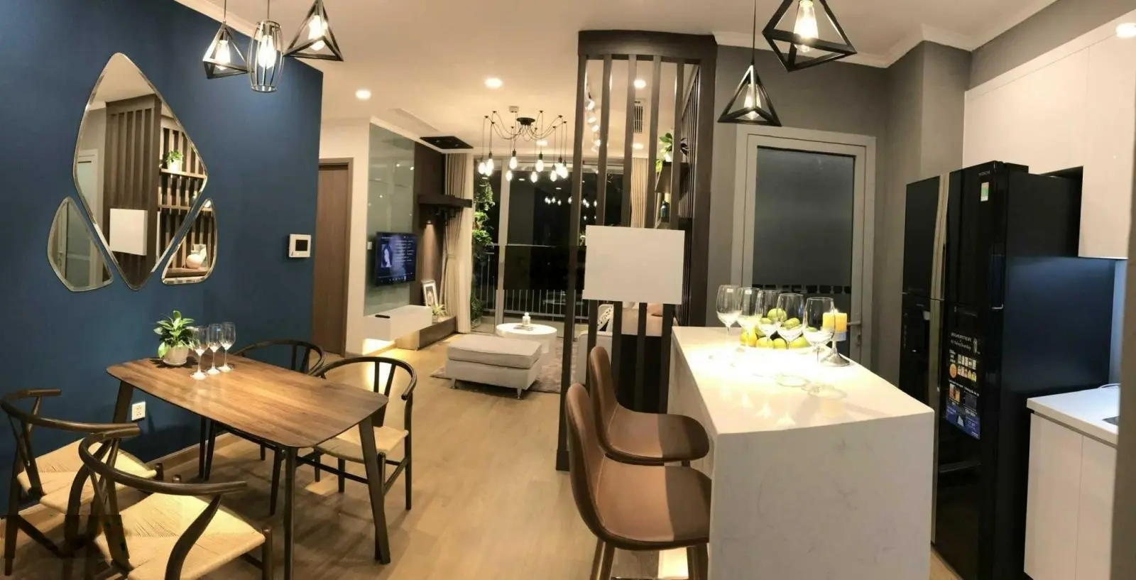 Chính chủ tin tưởng gửi bán gấp căn 2PN 76m2 Vinhomes Gardenia full nội thất lung linh giá 5 tỷ