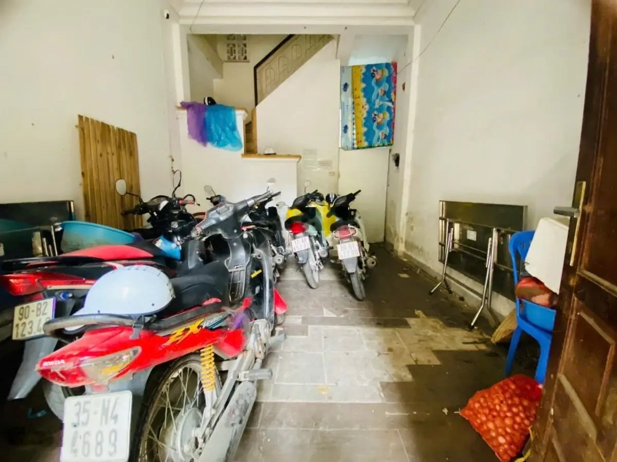Bán nhà phố kim đồng . Ô tô chạy vòng quanh nhà , diện tích 45m2 mặt tiền 4m