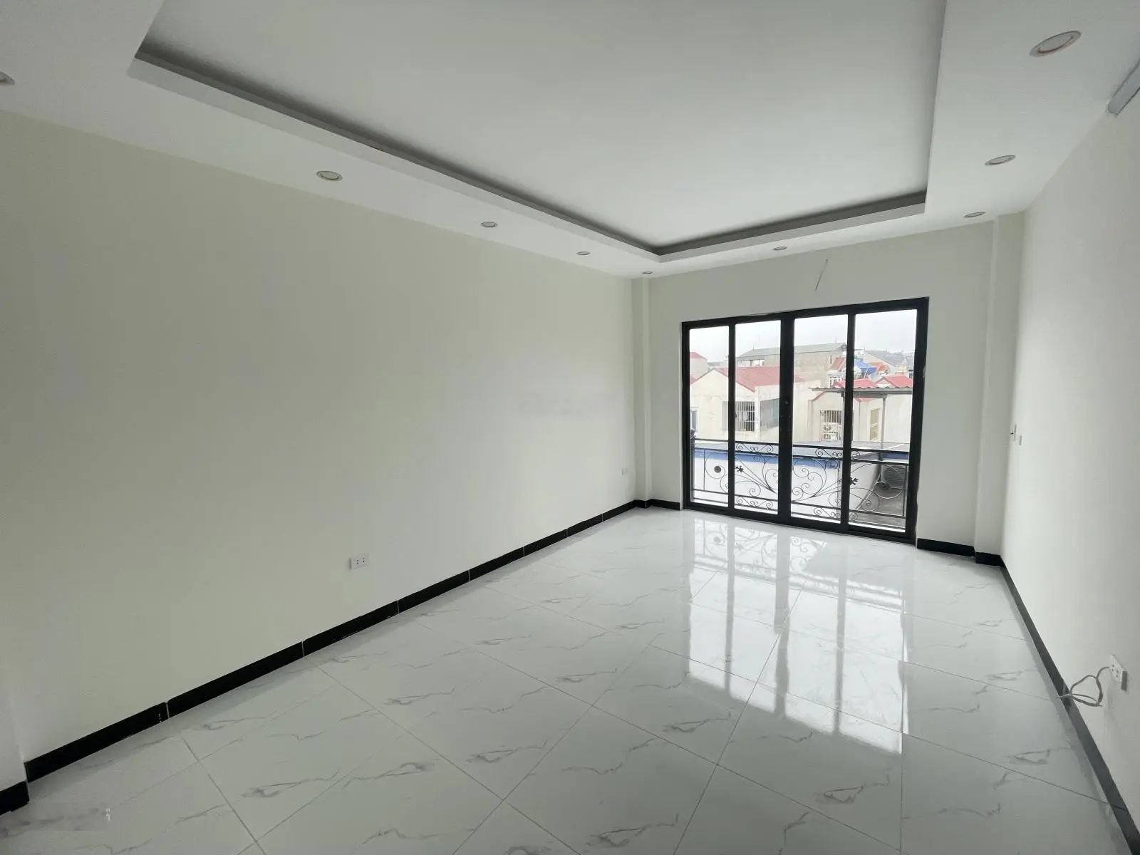 Duy nhất 1 căn 5T dân xây độc lập 38m2,gần chợ Bích Hoà,20m đường ôtô tránh nhau sát QL 21b 3,6 tỷ