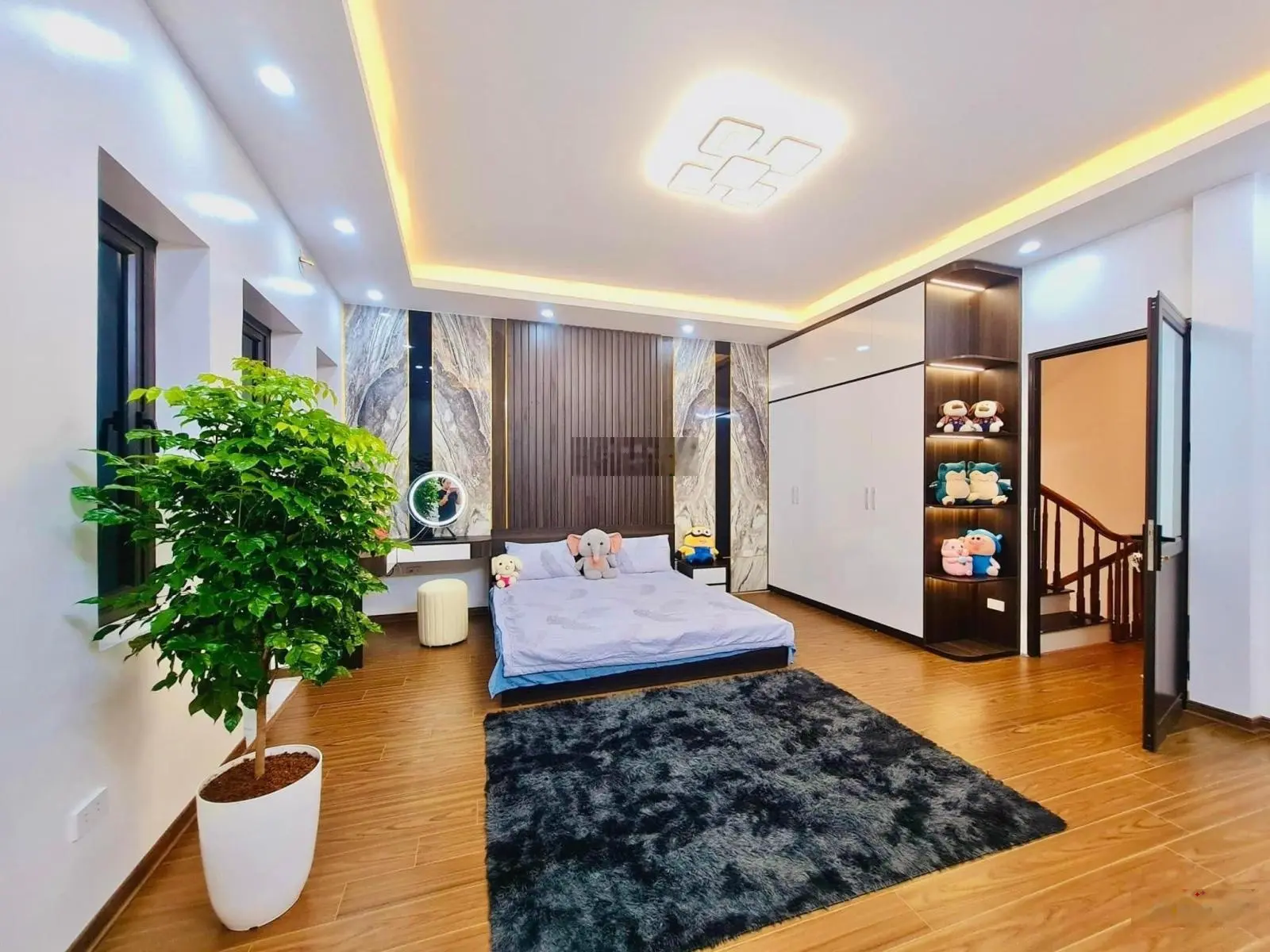 Bán nhà Kim Mã, ba đình, tặng full nội thất, ở ngay, 45m2 5 tầng, giá 7.8 tỷ