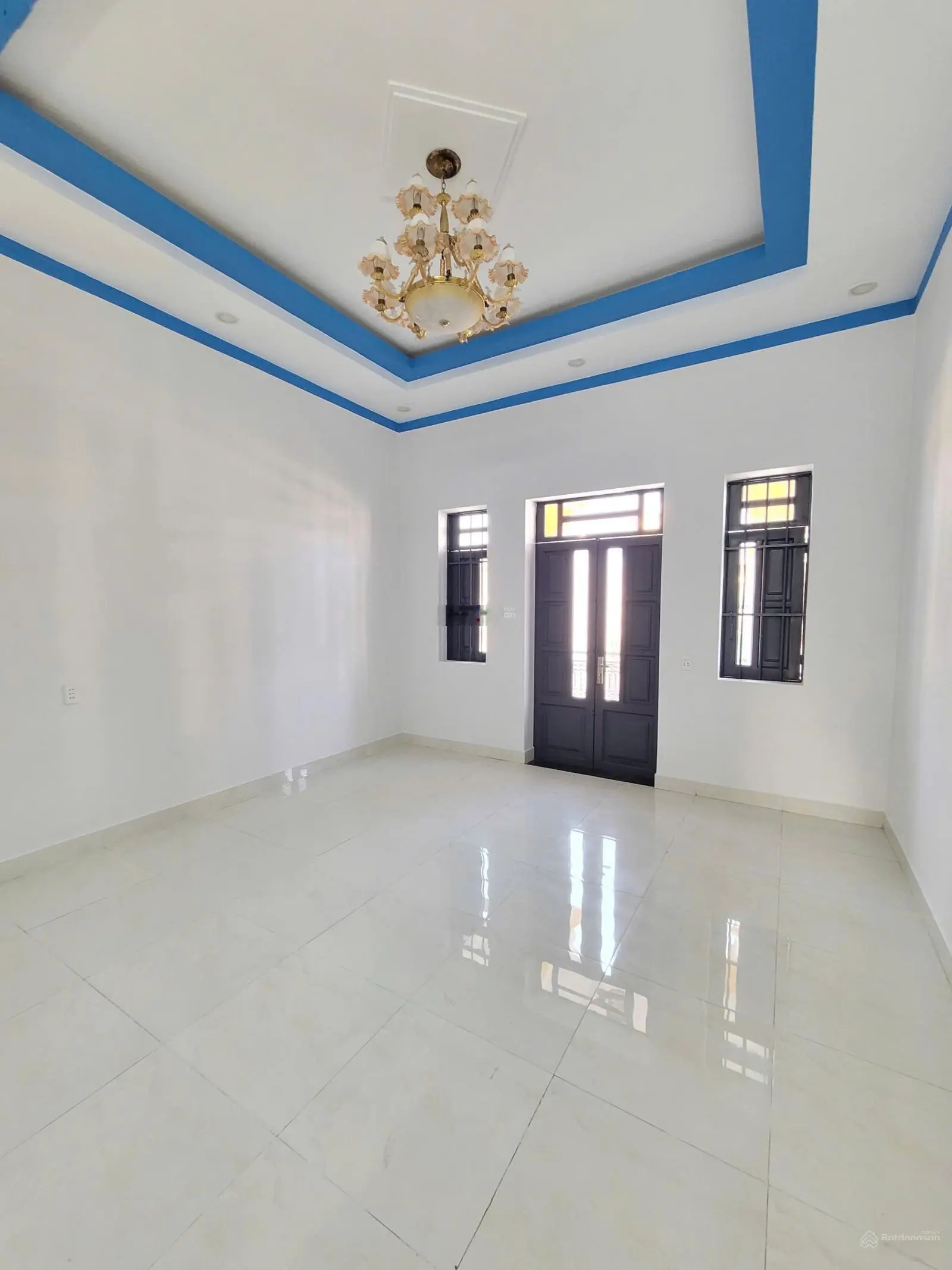 Nhà gần Sài Gòn: 4,75 tỷ, nhà 1 trệt 2 lầu KDC cạnh làng Đại Học Quốc Gia TP. HCM