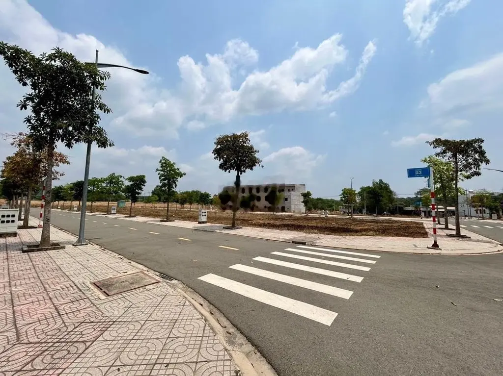 Bán Lô Đất TT Bến Lức. 880tr/100m2. Sổ riêng. Ngay chợ Thuận Đạo
