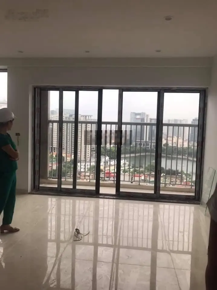 Chủ đầu tư mở bán 1 căn duy nhất vào tên trực tiếp trên hợp đồng mua bán. Diện tích 160m2 - 4PN3WC