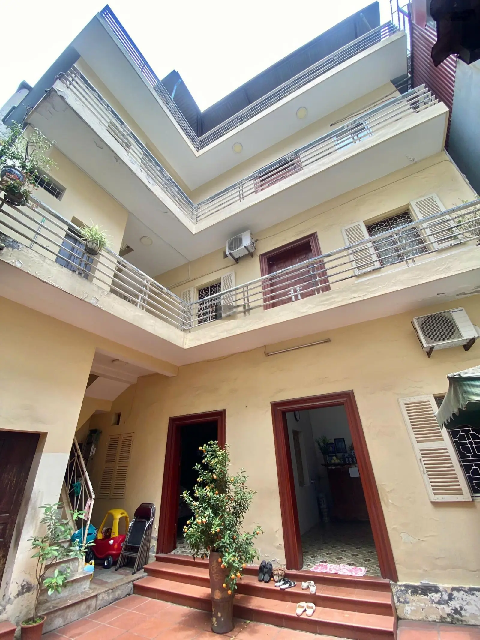 Cơ hội đầu tư - bán nhà phố tăng bạt hổ, quận hai bà trưng, hà nội