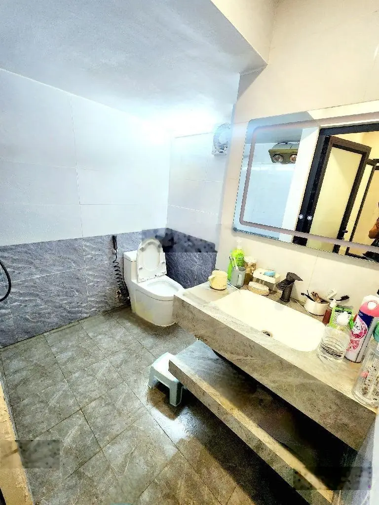 Bán nhà Trần Khát Chân ngõ nông gần phố hai mặt thoáng trước sau tiện ích bao trùm giá 5.2