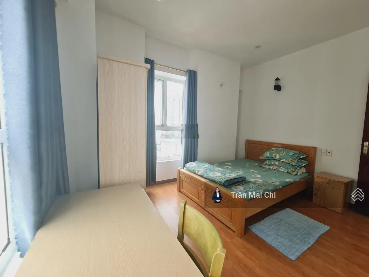 Bán nhanh căn hộ Đà Nẵng Plaza, 16 Trần Phú, Đà Nẵng. Loại căn hộ 2 phòng ngủ, đầy đủ nội thất
