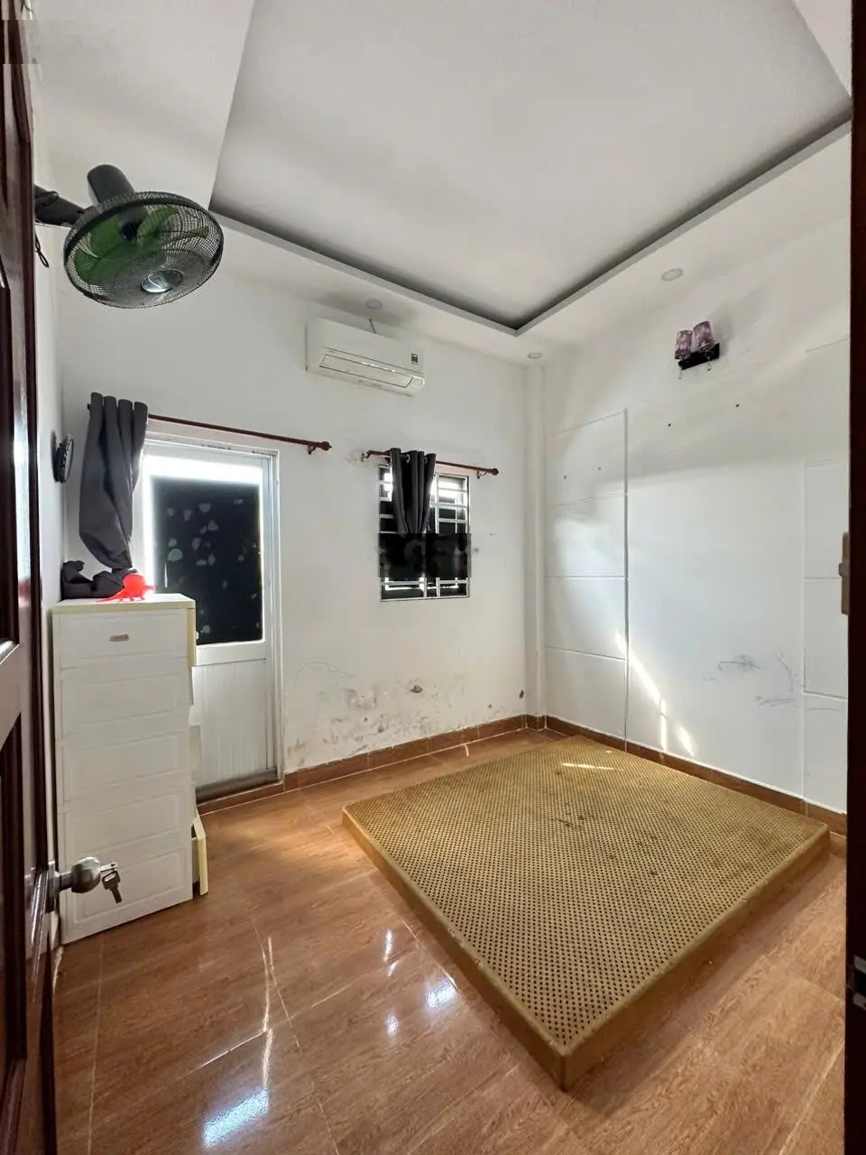 Nhà chính chủ chưa qua đầu tư - hẻm 6m xe hơi ngủ trong nhà - thị trấn nhà bè