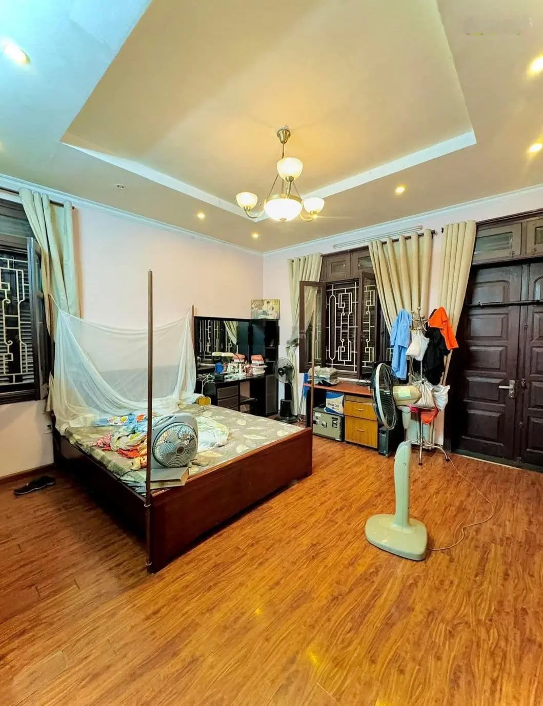 Hot, cắt lỗ bán nhà 5 tầng phân lô ô tô tránh Vũ Tông Phan diện tích 65m2 giá 12 tỷ