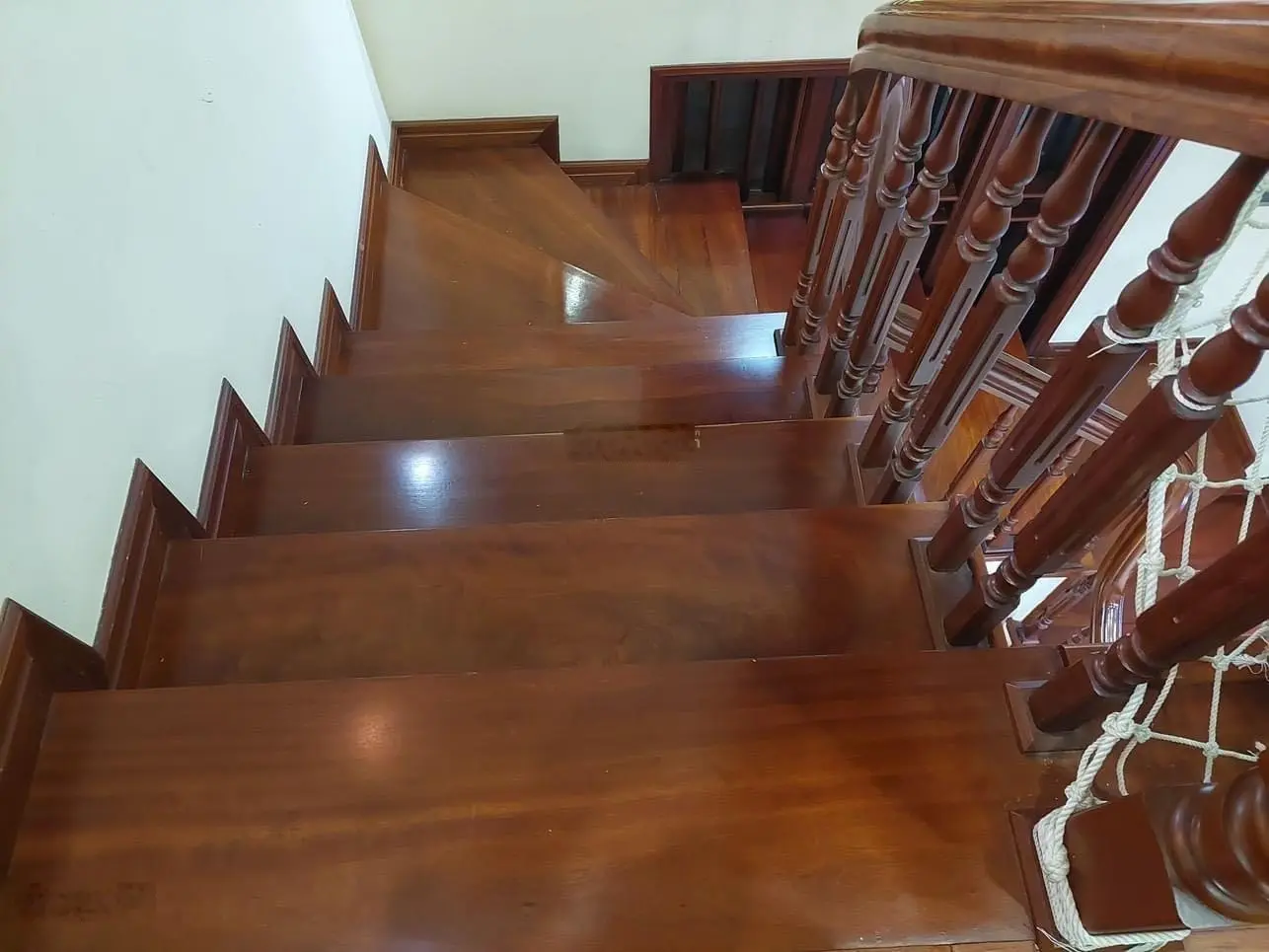 Bán nhà mặt phố Vạn Phúc, Ba Đình, DT 101m2 * 5 tầng, MT 4.5m giá: 35 tỷ