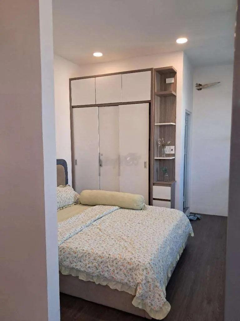 Nhà 2 Tầng, 4x17m, Hẻm Xe Tải. Trường Chinh, Ngay Chợ Lạc Quang