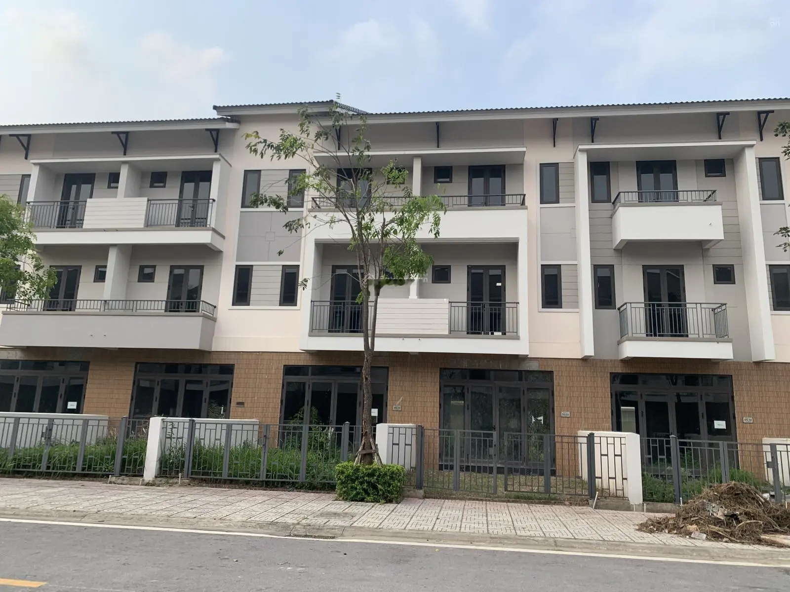 Chỉ với 30% giá trị căn nhà Bạn sở hữu ngay căn Shophouse-Mua trực tiếp Giá Gốc CĐT
