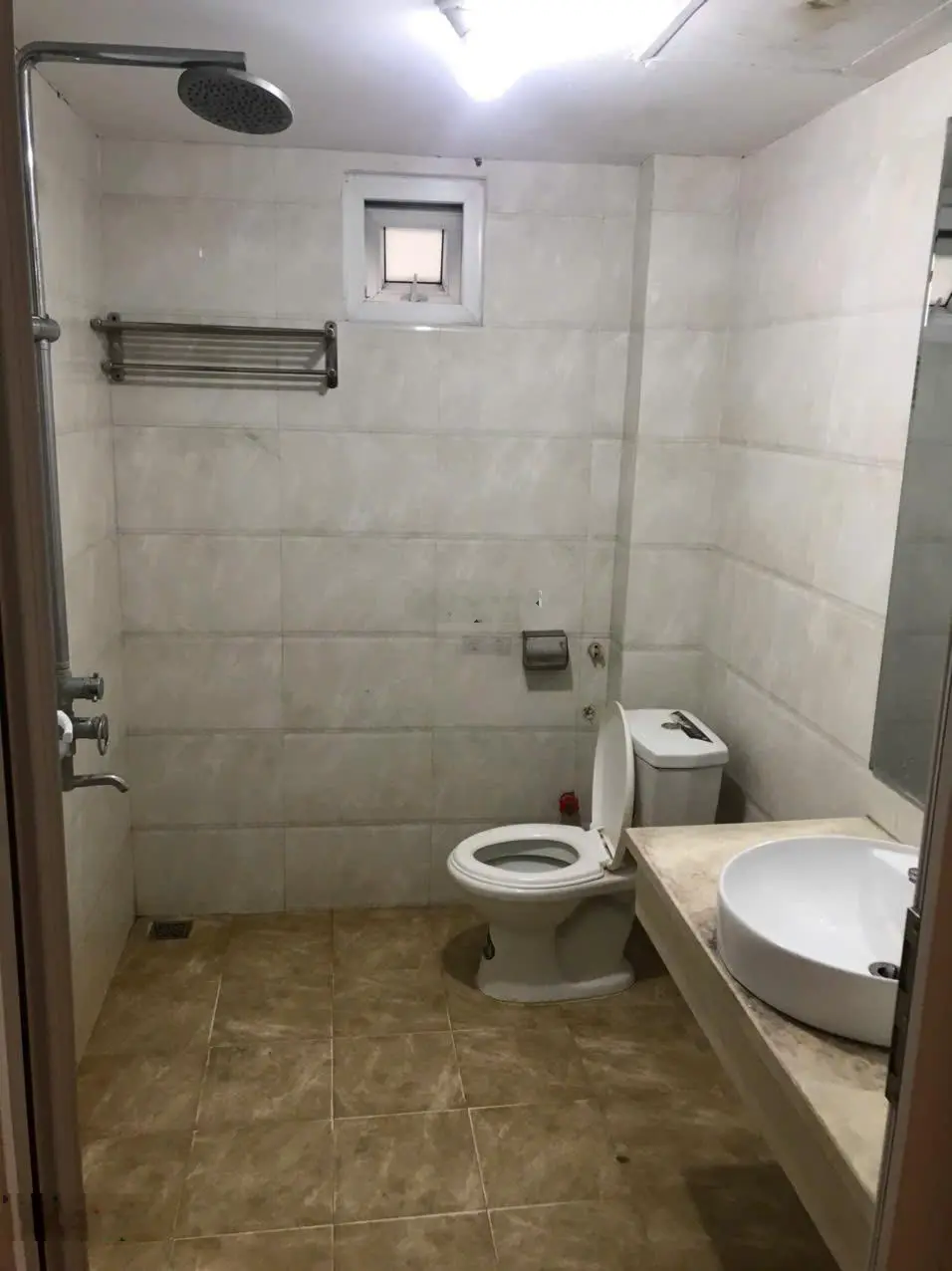 Chị gái mình cần bán nhà riêng tổ 20 Làng Nha Thạch Bàn, DT 60m2, MT 5,1m, giá 7,8tỷ
