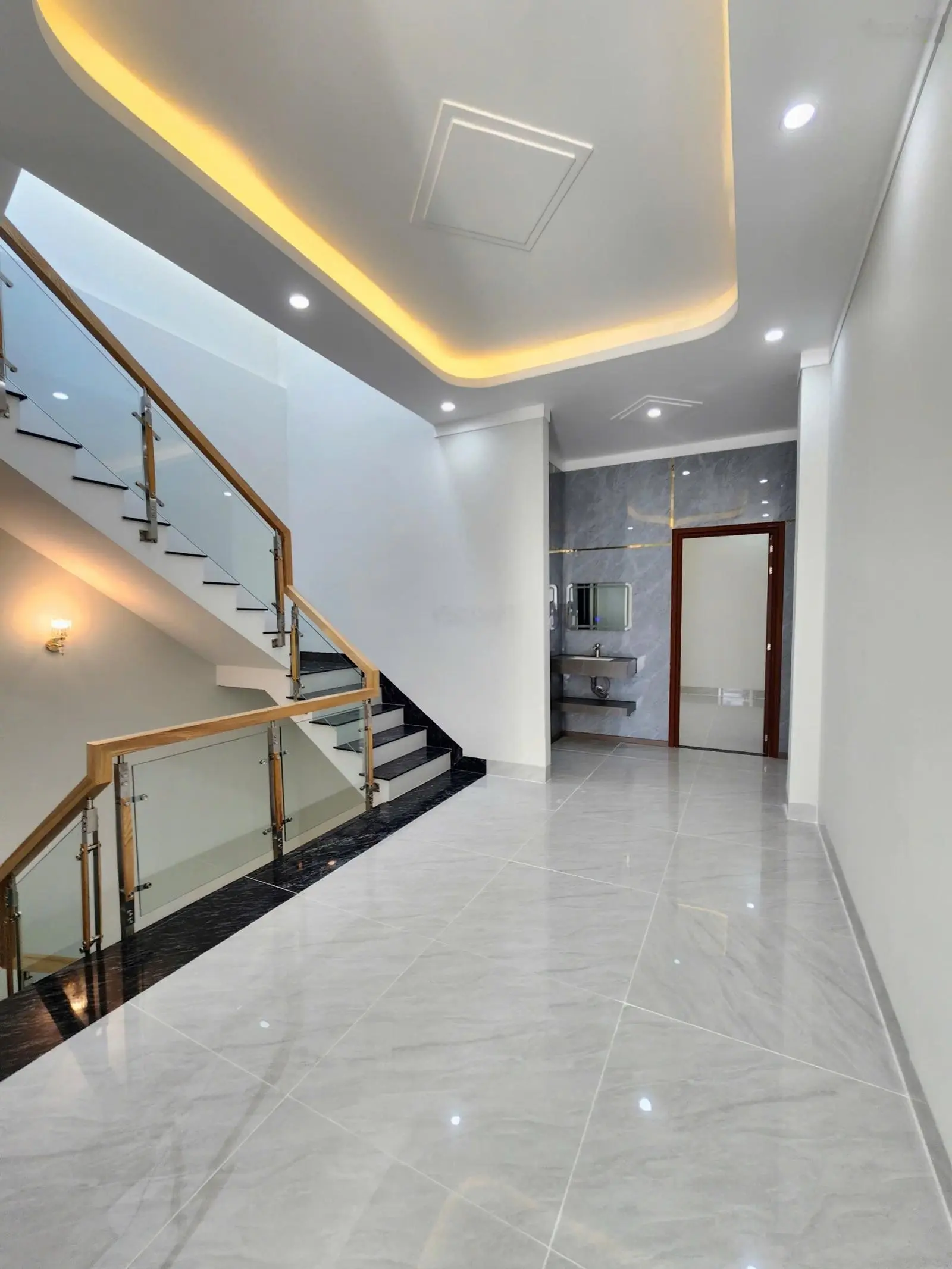 Nhà Phố: 4Tỷ800_85m2 Ngang 5m Nhà 1 Trệt 2 Lầu Full Nội Thât KDC Ngay Vòng Xoay An Phú, TP.Thuận An