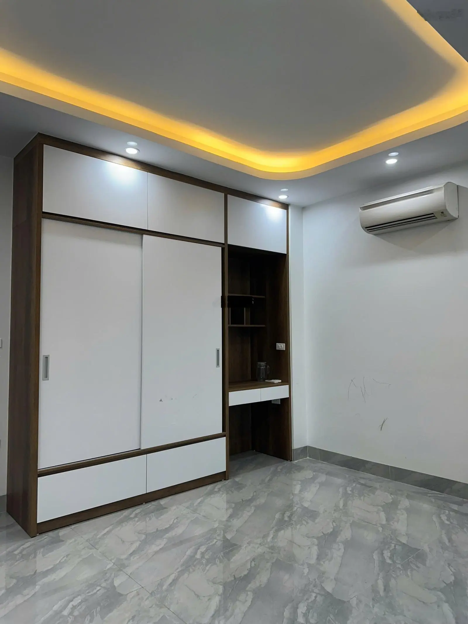 Bán căn góc 5 tầng Tân Lập gần Vin, 43,3m2, mt 4,5m, ô tô qua, hướng Đông Nam, Tây Nam