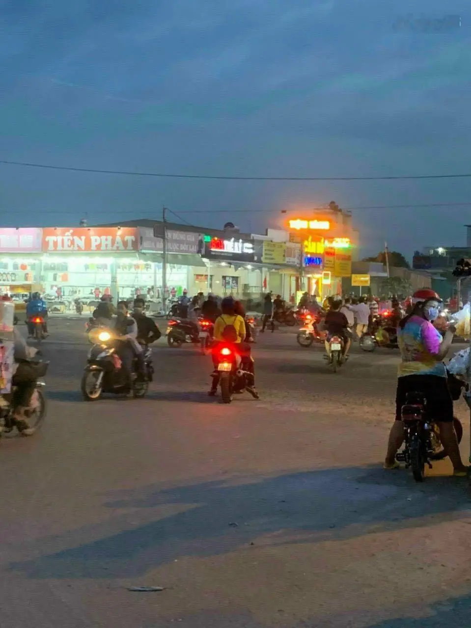 Rẻ nhất dự án chỉ với 1tỉ9 có ngay nền sổ đỏ KDC Nam Sài Gòn Long Hậu, liên hệ ngay 0909 662 ***