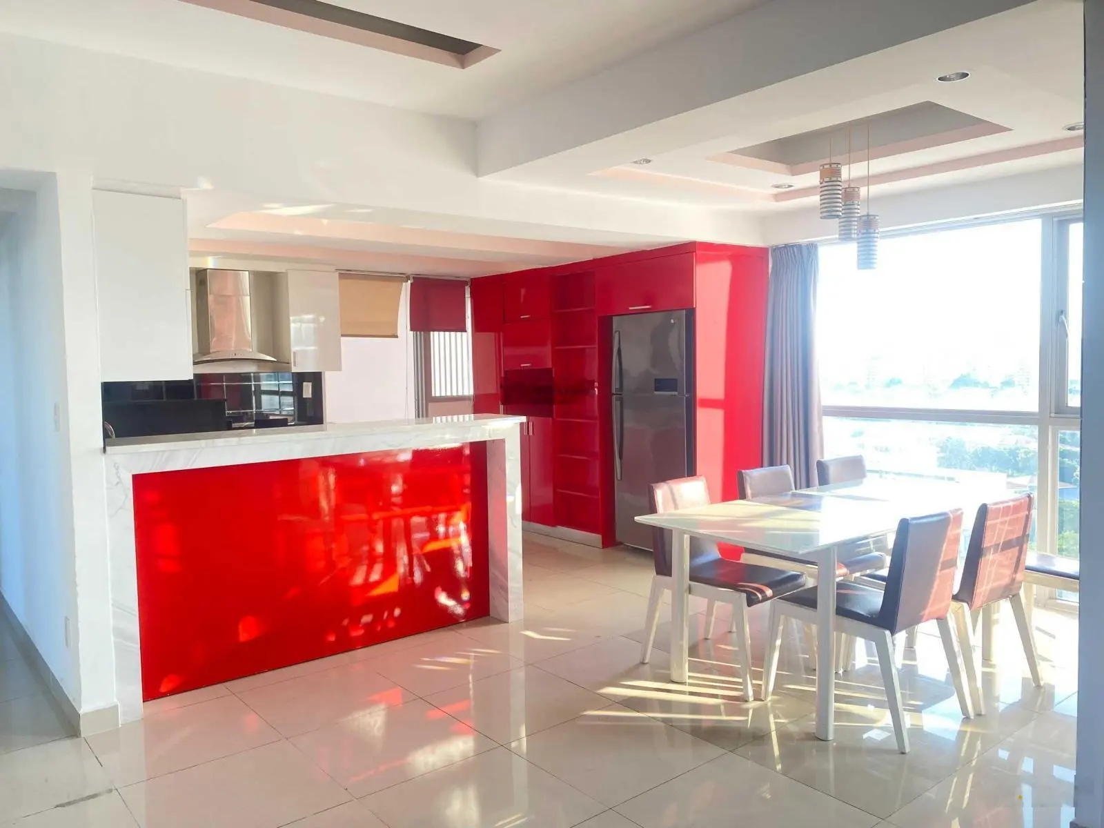 Cam kết đúng giá rẻ nhất thị trường, căn Grand View 150m2, giá 10.2 tỷ ban công dài