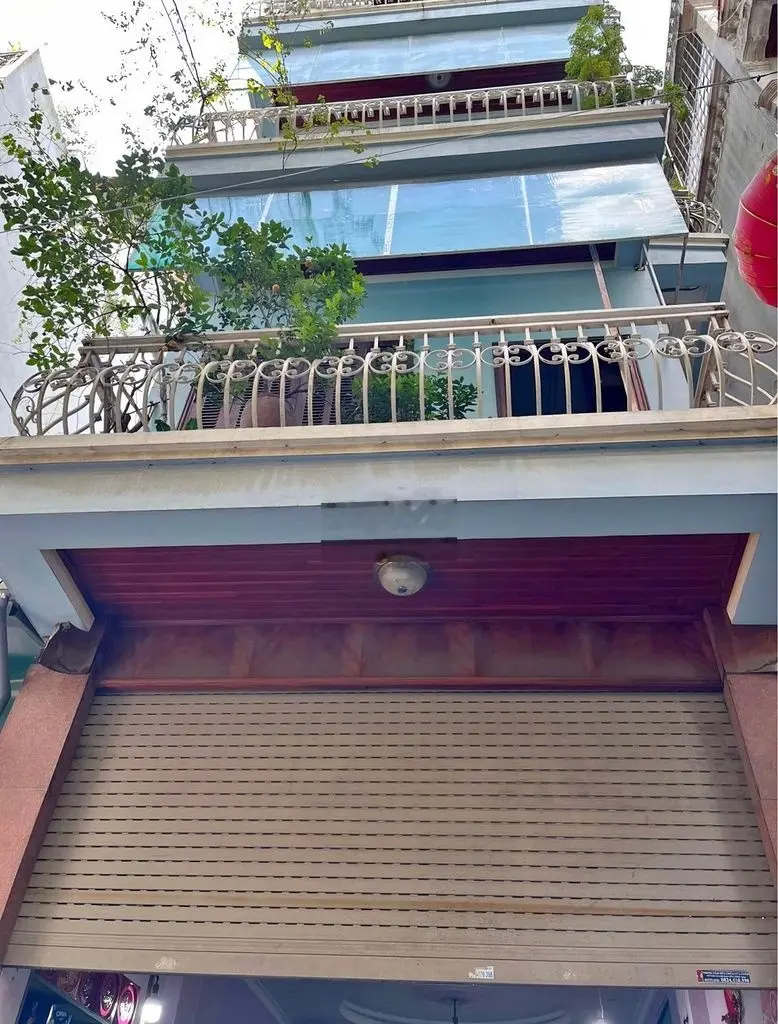 Cần bán nhà ở Bạch Mai, 37m2, giá chào 5 tỷ( có thương lượng)