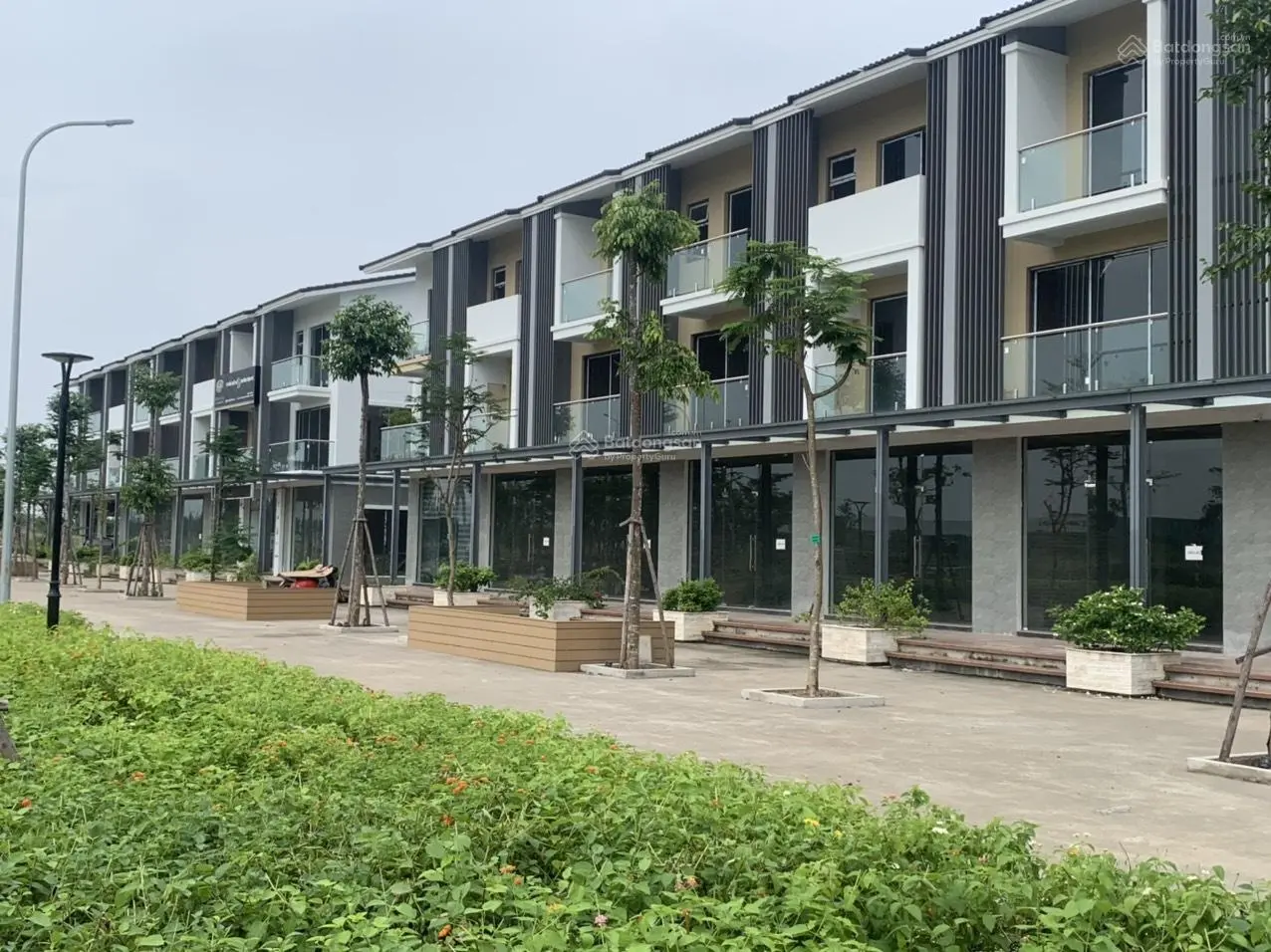 Chị gái xinh đẹp đi nước ngoài bán biệt thự liền kề giá 4,4 tỷ VND tại dự án Belhomes Hải Phòng