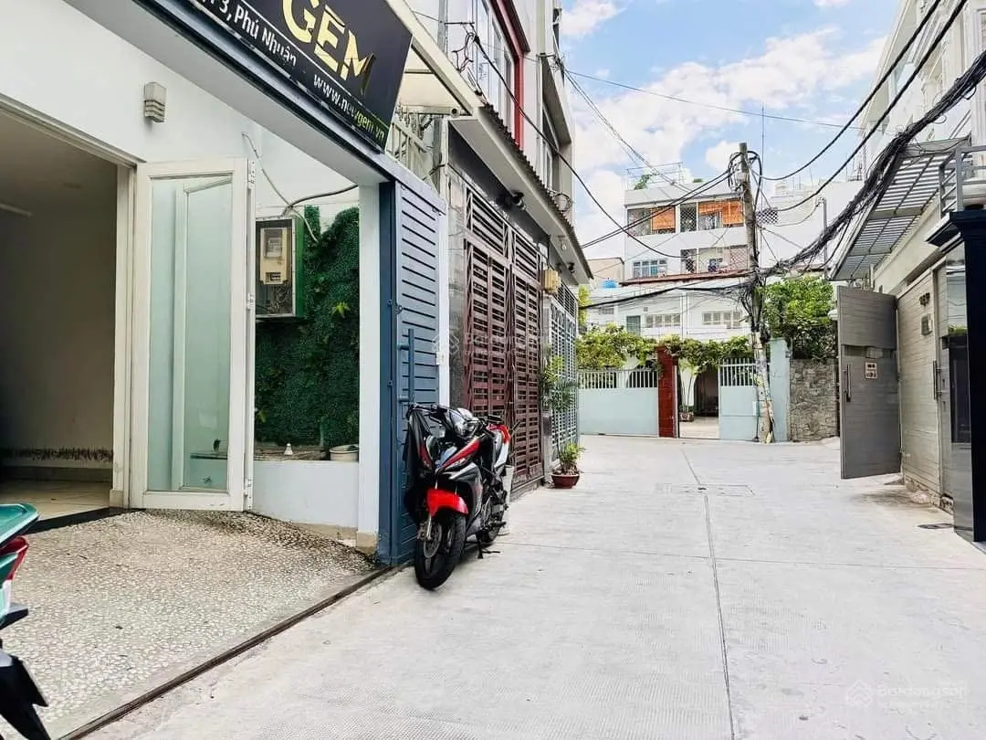 Tin thật 100%: Nhà đẹp HXH 6m Phan Đăng Lưu Q. Phú Nhuận, DT: 8,8x16m, 5 tầng ST, Giá chỉ 24,5 tỷ
