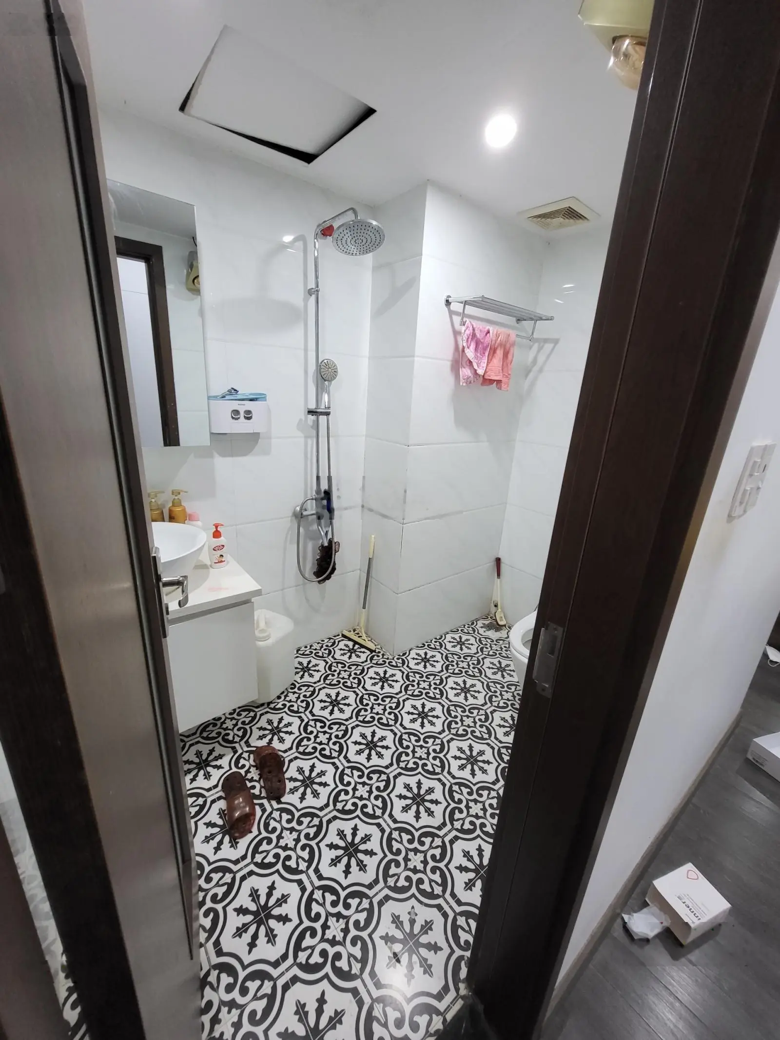 (Giá thật). Chính chủ bán căn 103m2 3PN 2WC + full nội thất giá 5,15 tỷ chung cư HH2 Bắc Hà