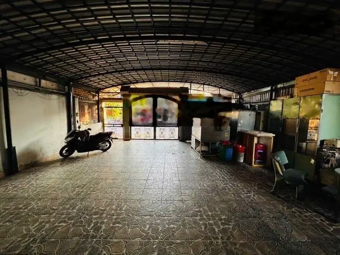 Bán mặt tiền kinh doanh biệt thự 216m2 3 tầng Dương Công Khi - Tân Hiệp - Hóc Môn