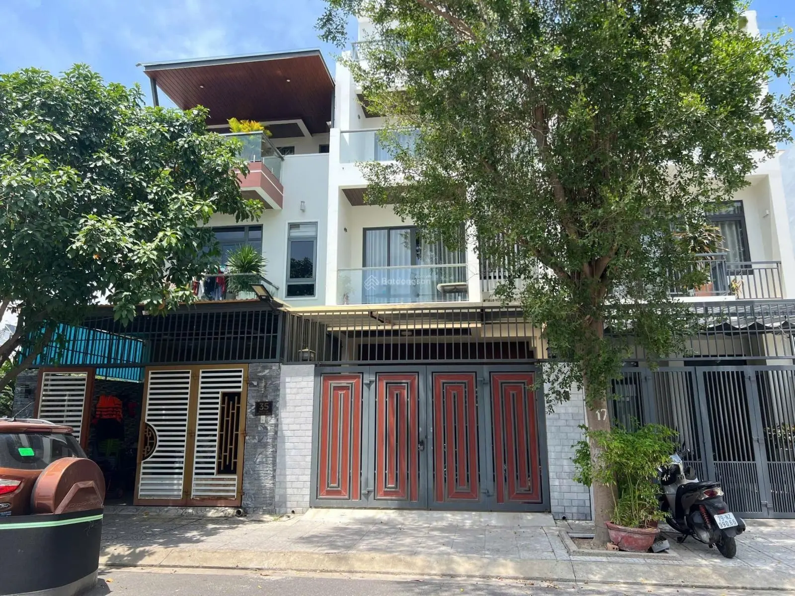 Bán nhà gói 5 Mỹ gia có tháng máy 1 trệt 1 lầu 1 tum chỉ 6,5 tỷ