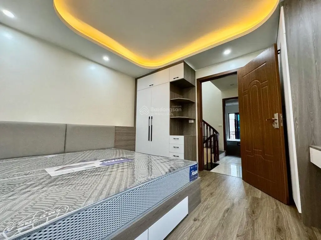 Siêu đẹp - nhà Đại Mỗ, 45mx5t, mt 4.5m nở hậu. Ngõ ô tô tránh ba gác, cách 20m ra phố. Giá 9.8 tỷ
