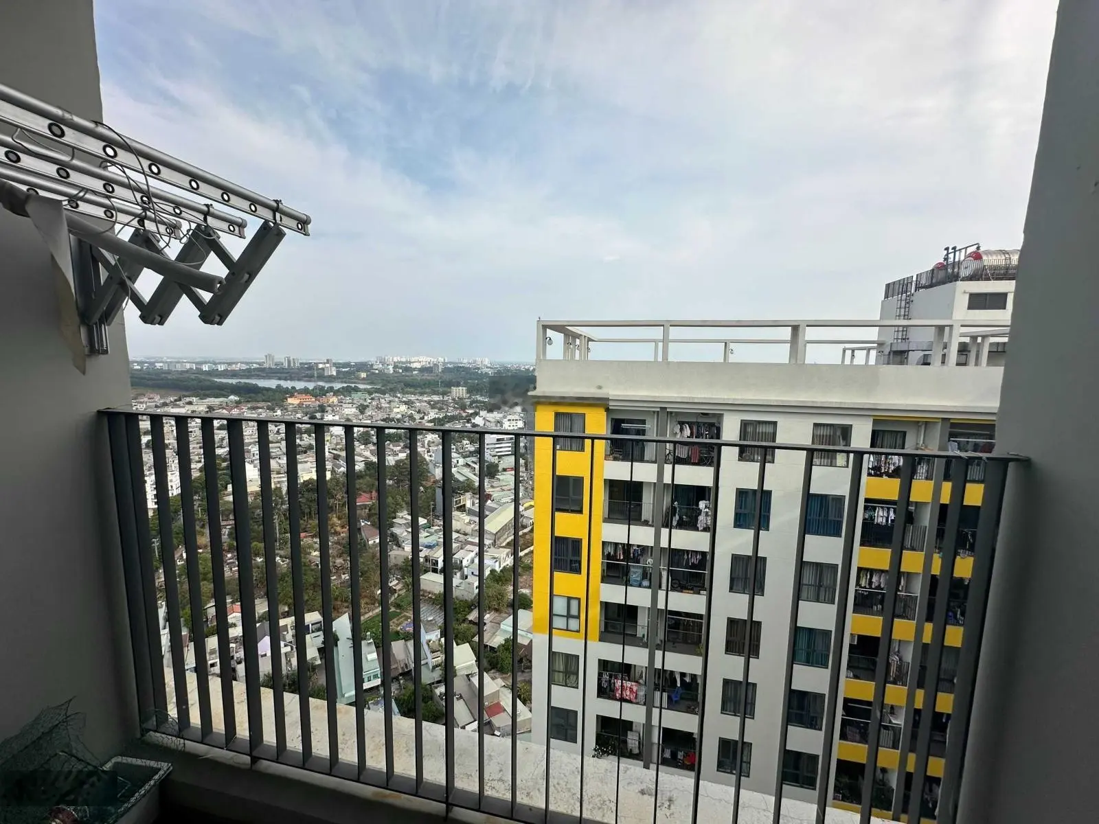 Vào ở ngay chỉ với 350 triệu có ngay căn hộ Bcons Green View 51m2 - 2PN - 2WC, giá chỉ 1,6 tỷ