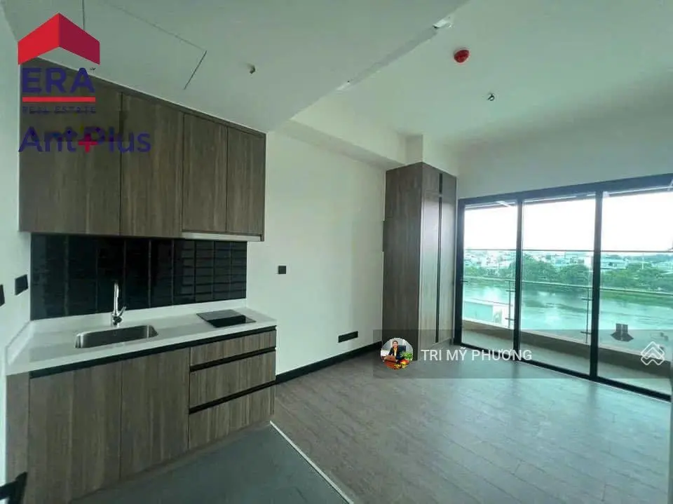 Hiếm, bán căn hộ 3PN + view sông - De La Sol, Q4 - phù hợp KD cho thuê, lợi nhuận 33 triệu/tháng