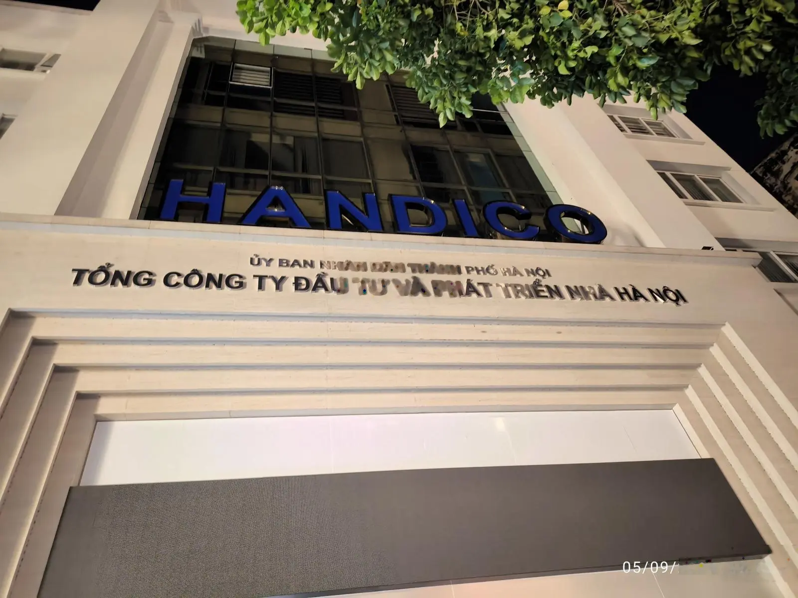 Bán gấp CH Tập thể 36 Hai Bà Trưng 2PN 48m2 chào 4,4 tỷ Full NT sát Hàng Bài TrTiền Hoàn Kiếm HN