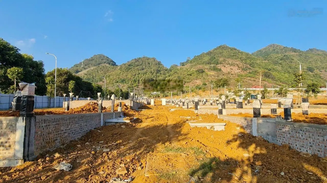 Siêu phẩm khách sạn thị trấn mộc châu mặt đường Quốc Lộ 6 dự án Panacea Hill